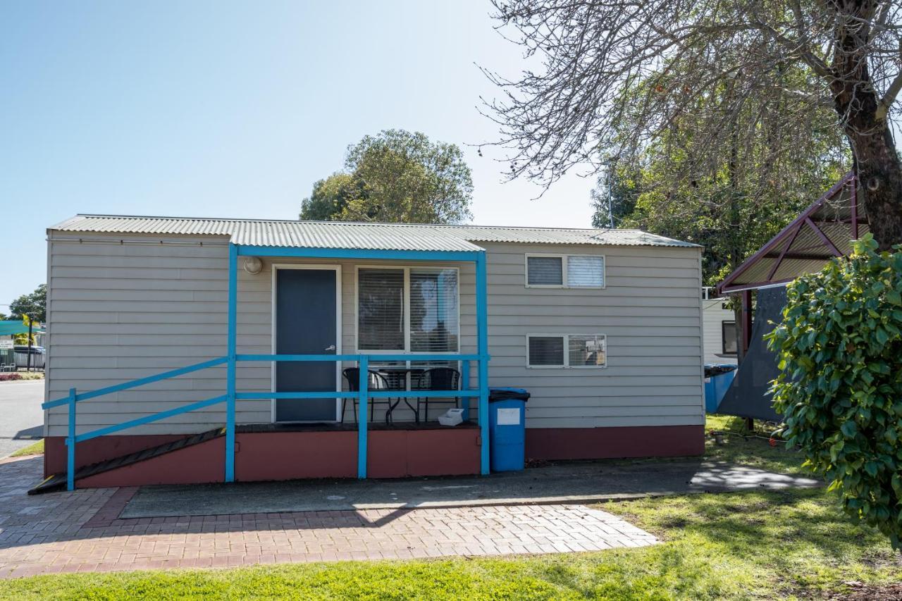 Отель Big4 Perth Midland Tourist Park Middle Swan Номер фото